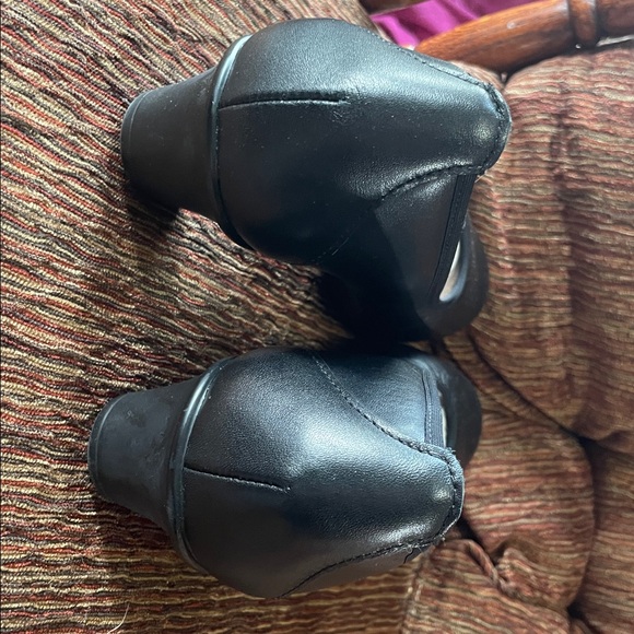 SAS Women's Black Chiunky Pumps- 1 1/4 Inch Heels. NWOT. Size 7WW. - Picture 5 of 12